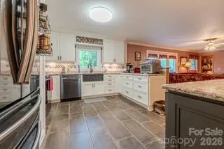 455 Avery Lane Newland, NC 28657