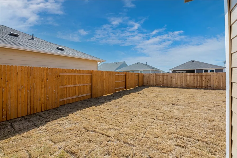 220 Trailside Lane Bastrop, TX 78602