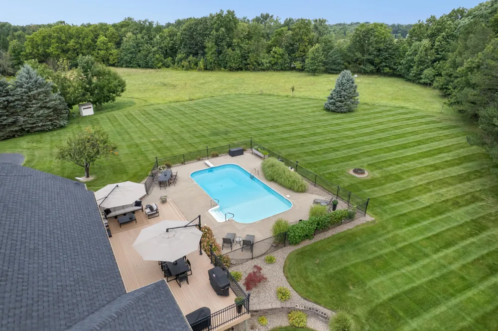 8155 96th Street SE Alto, MI 49302