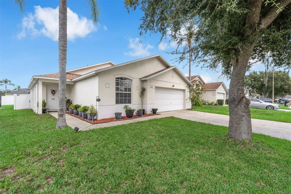 1006 CLEAR CREEK CIRCLE Clermont, FL 34714