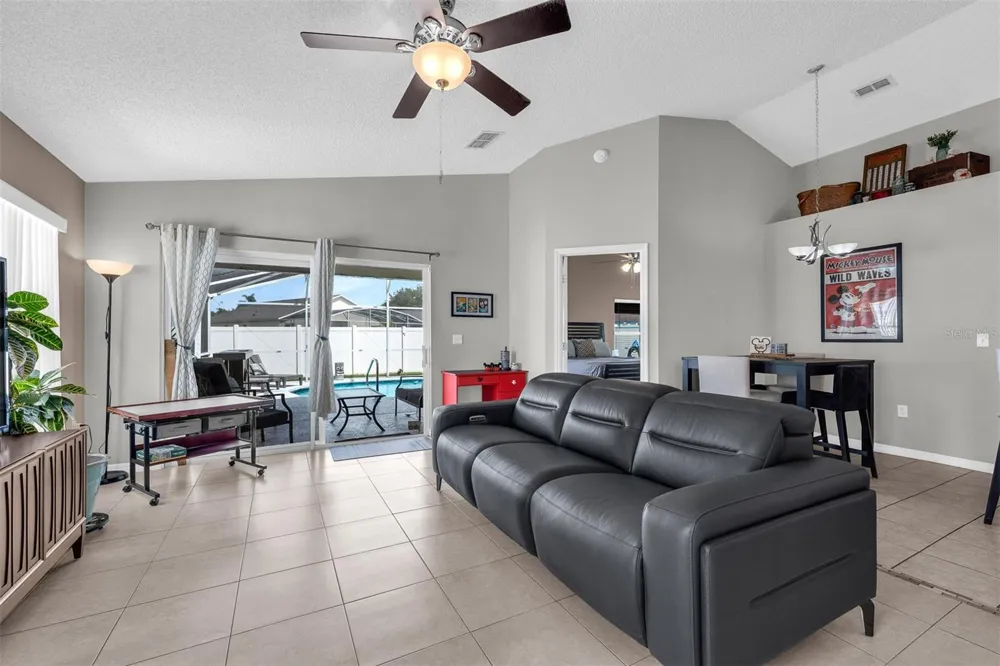 1006 CLEAR CREEK CIRCLE Clermont, FL 34714
