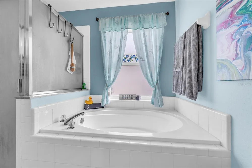 1006 CLEAR CREEK CIRCLE Clermont, FL 34714