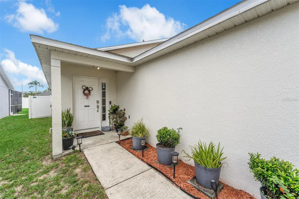 1006 CLEAR CREEK CIRCLE Clermont, FL 34714