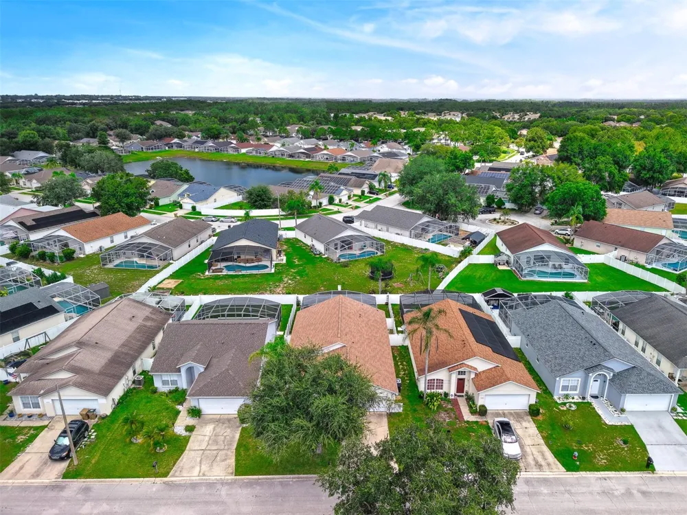 1006 CLEAR CREEK CIRCLE Clermont, FL 34714