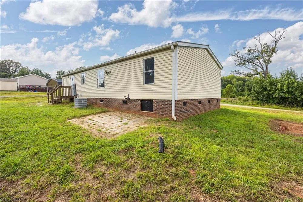 387 Haden Grove Church Road Linwood, NC 27299