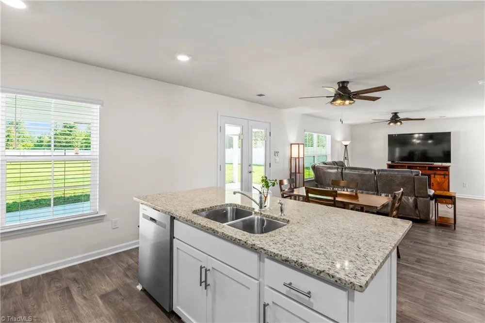 238 Jackson Way Lexington, NC 27292