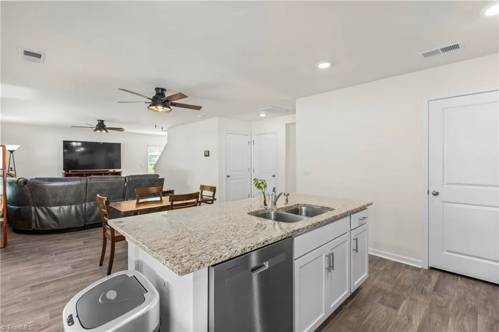 238 Jackson Way Lexington, NC 27292