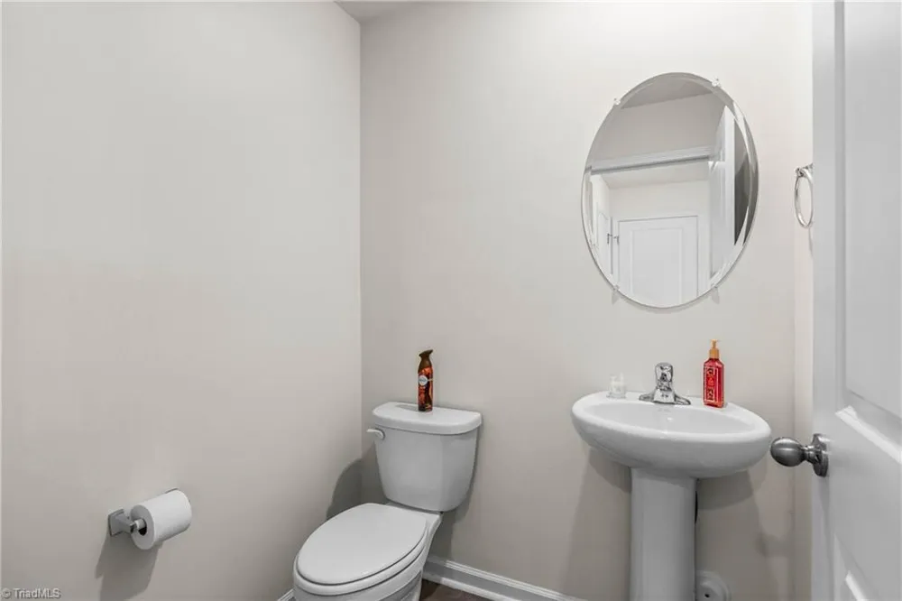 238 Jackson Way Lexington, NC 27292