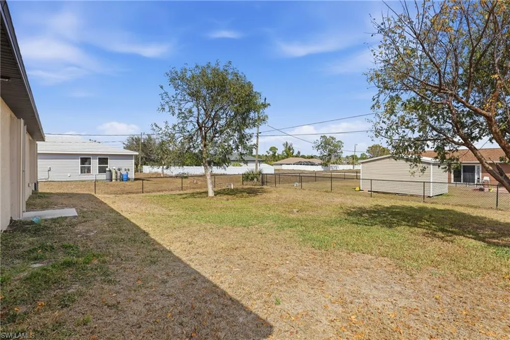 3017 NE 2nd Avenue Cape Coral, FL 33909
