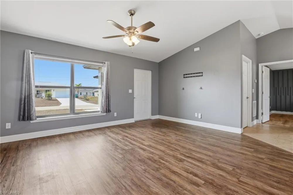 3017 NE 2nd Avenue Cape Coral, FL 33909