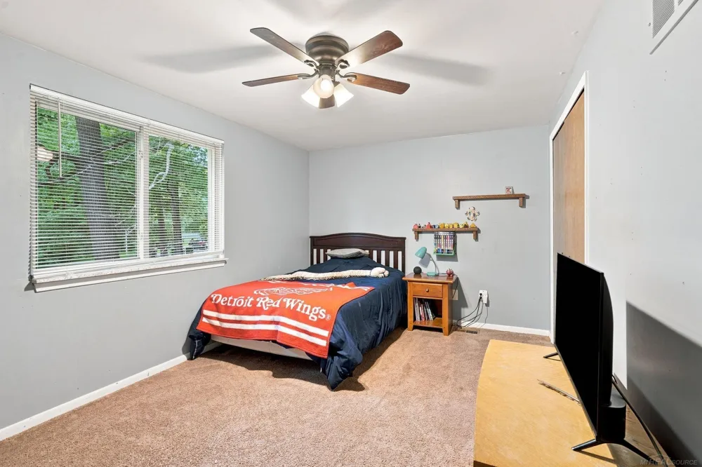47795 Anna Court Shelby Charter Township, MI 48315
