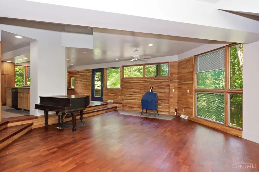 3151 Pond Run Road Pierce, OH 45157