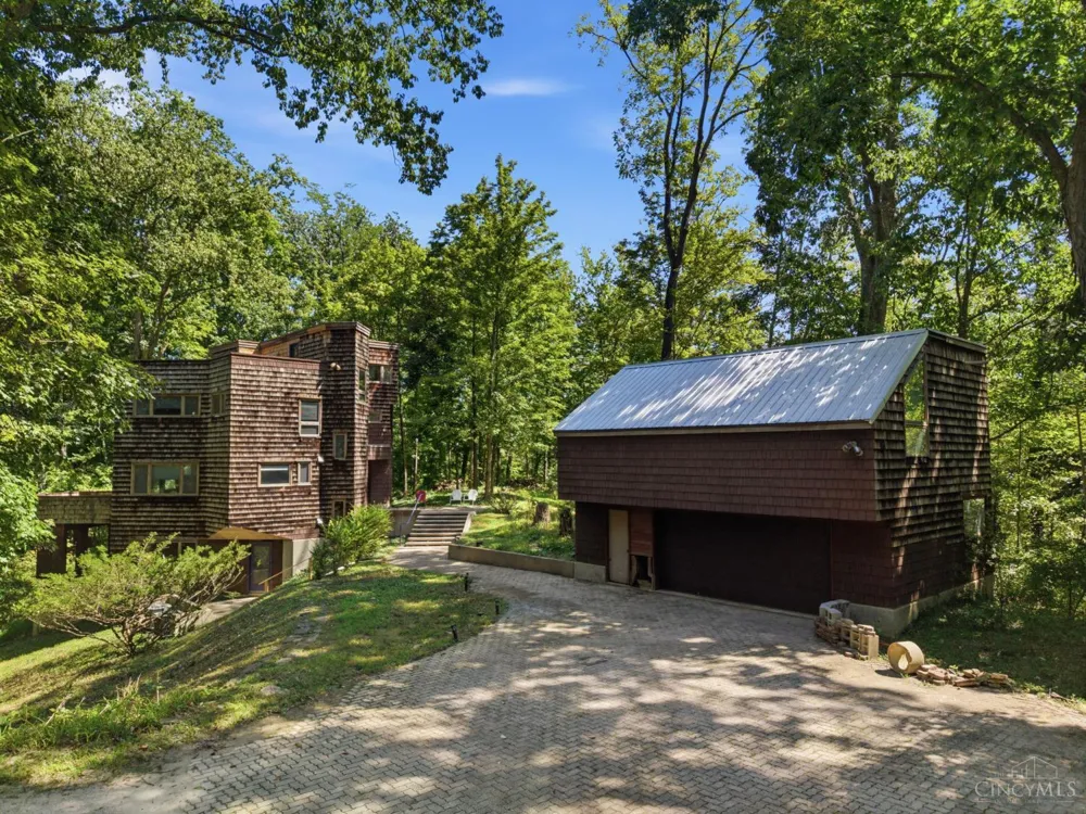 3151 Pond Run Road Pierce, OH 45157