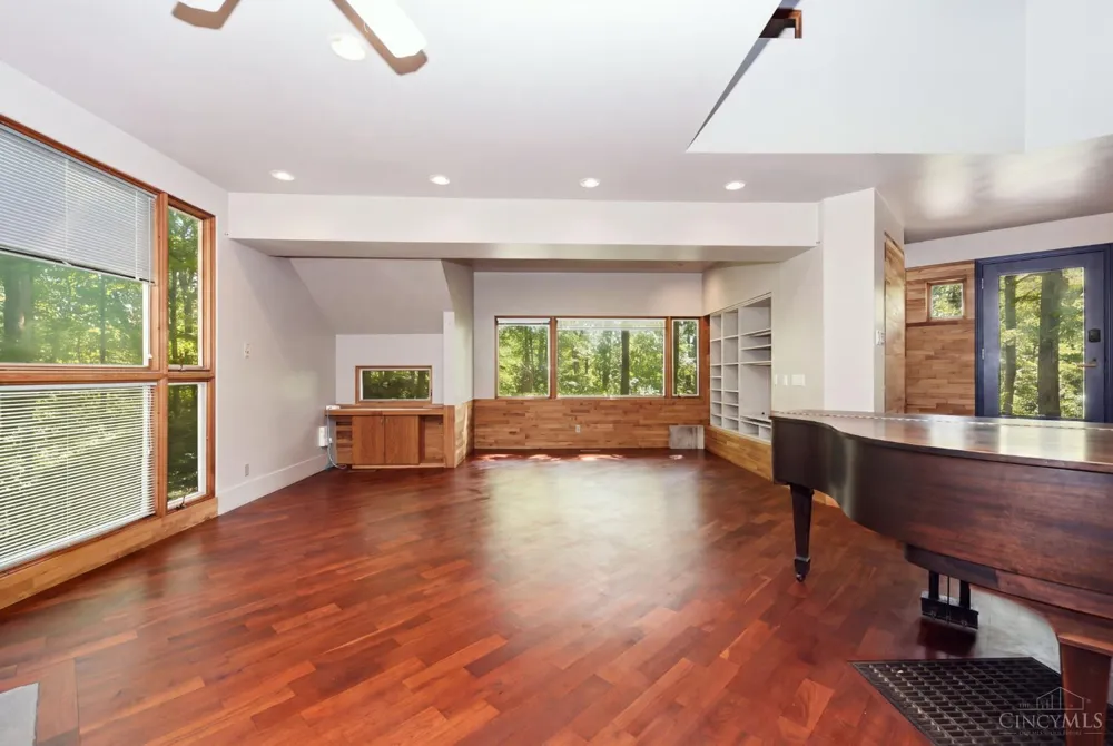 3151 Pond Run Road Pierce, OH 45157