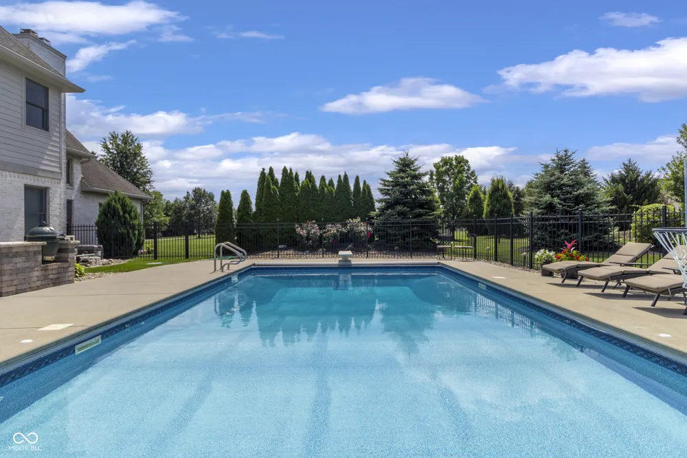 10658 Reel Creek Lane Brownsburg, IN 46112