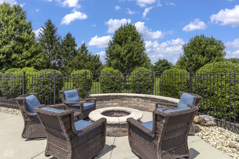 10658 Reel Creek Lane Brownsburg, IN 46112