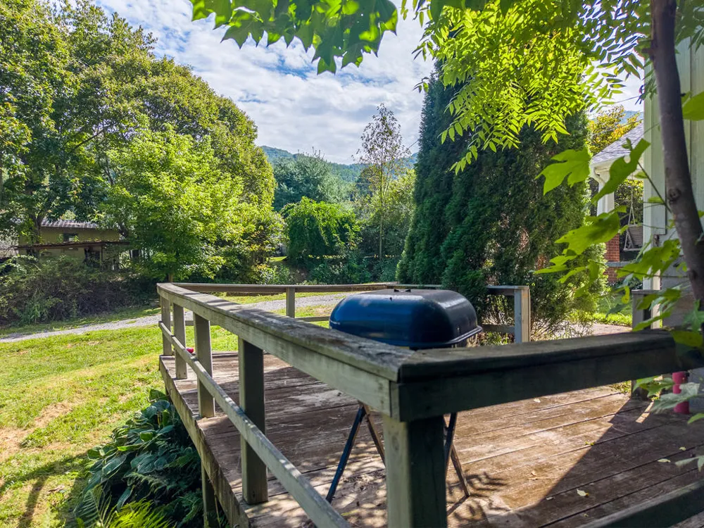 Nature Lane Waynesville, NC 28786