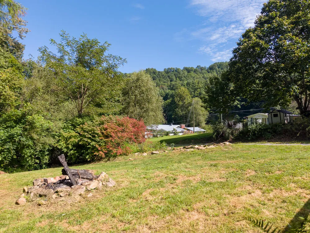 Nature Lane Waynesville, NC 28786