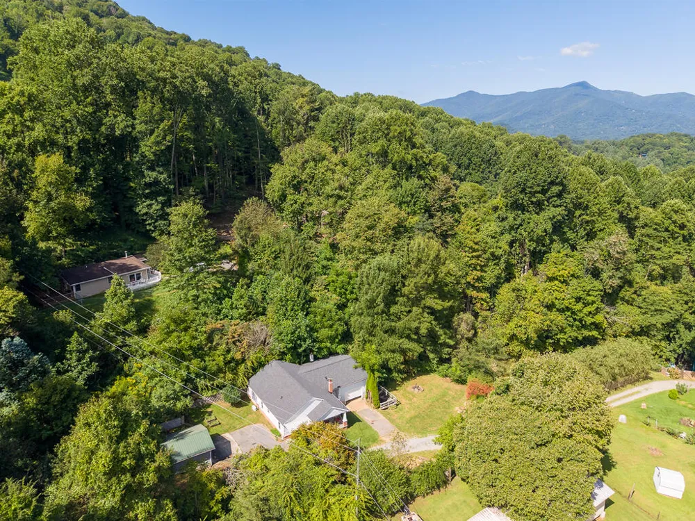 Nature Lane Waynesville, NC 28786