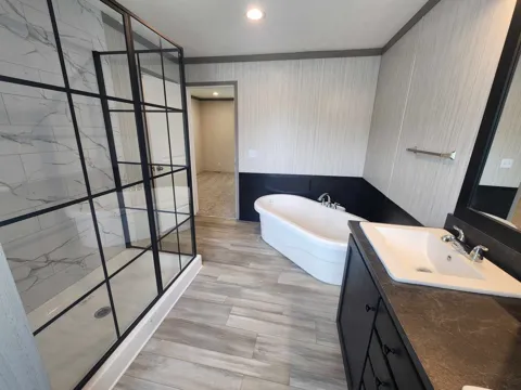 175 N Michigan Ave Lot #152