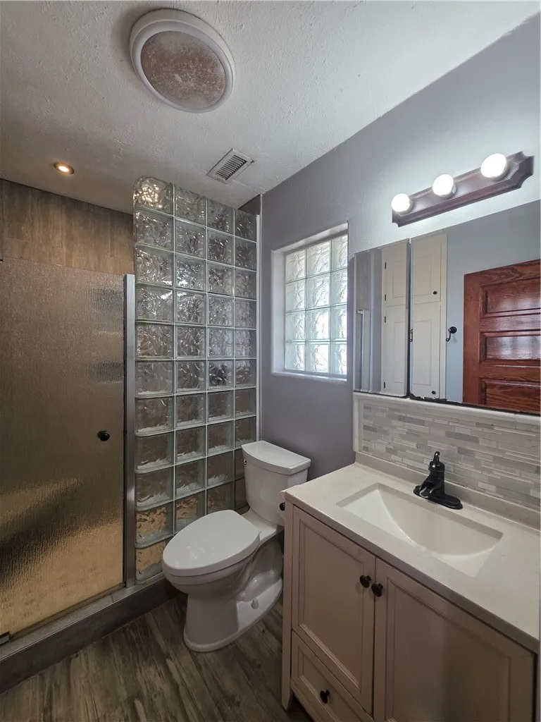 1905 Suntide Road Corpus Christi, TX 78409