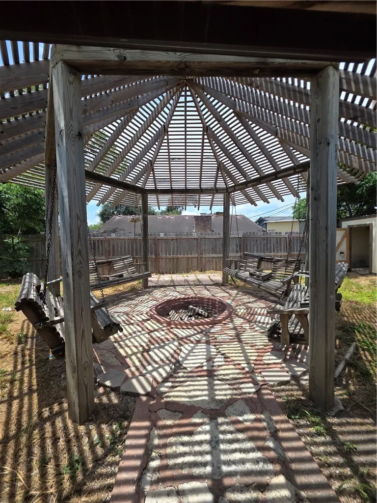 1905 Suntide Road Corpus Christi, TX 78409