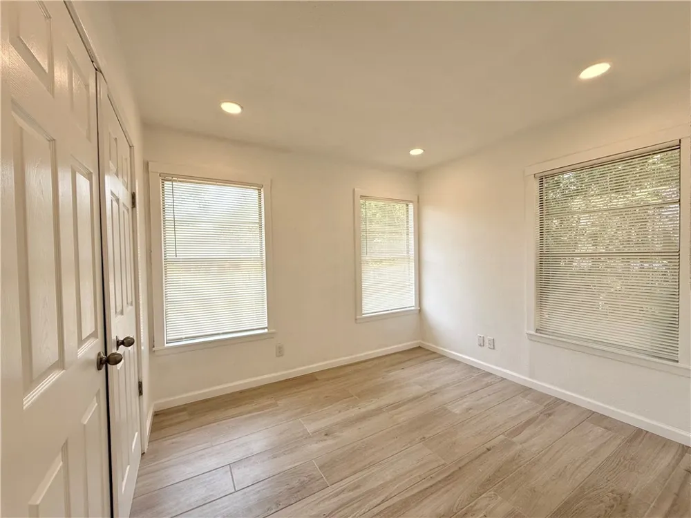 622 Van Cleve Drive Corpus Christi, TX 78408