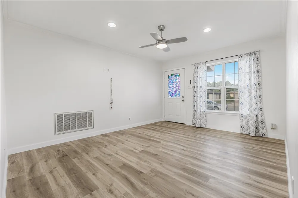 1109 Salem Drive Corpus Christi, TX 78412
