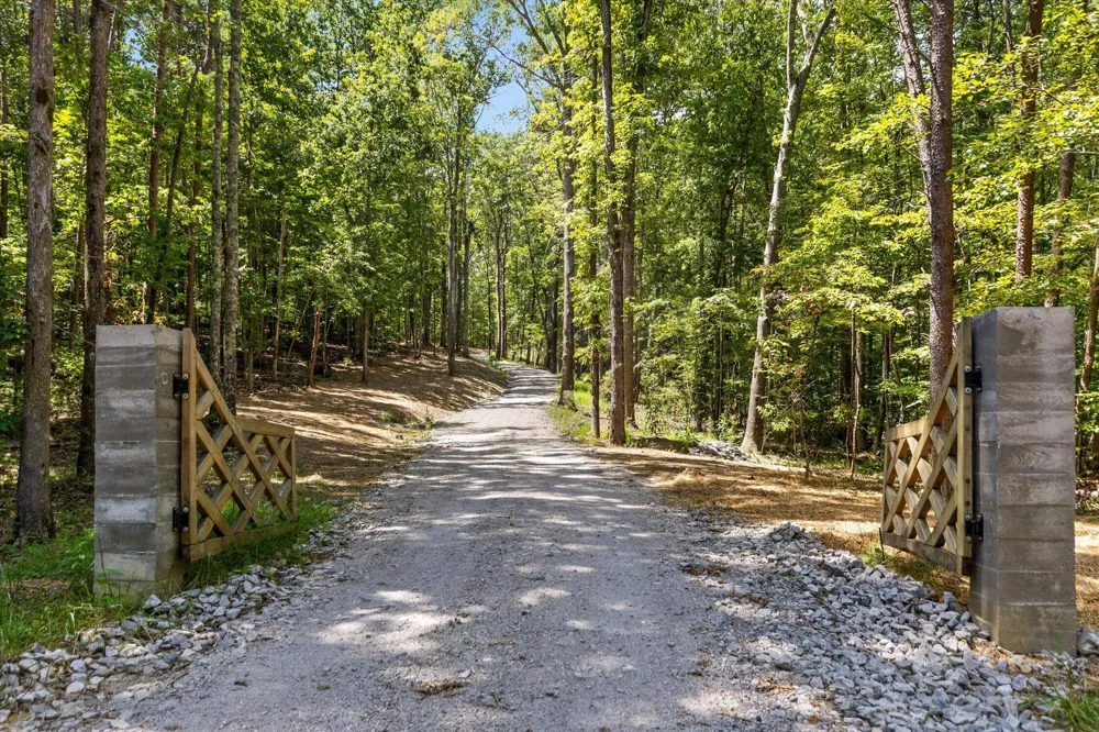 1537 Vulcan Road Rising Fawn, GA 30738