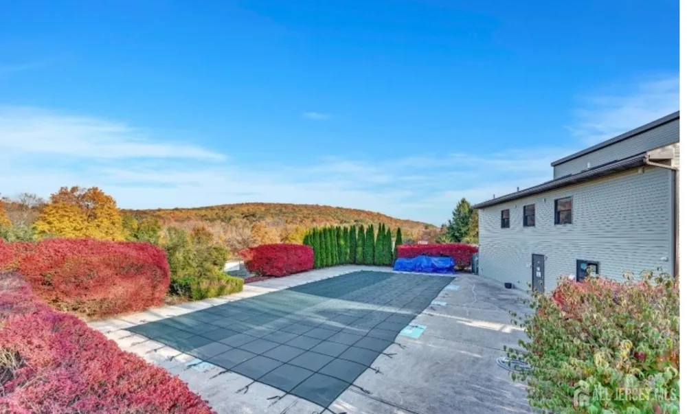 905 Spruce Hills Drive Drive #905 Glen Gardner, NJ 08826