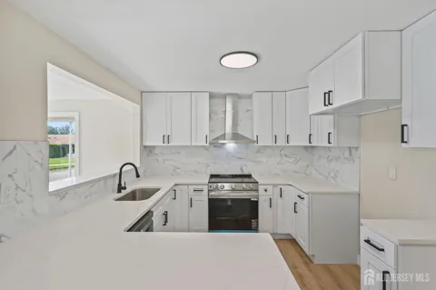 164 Kalmia Plaza #164A