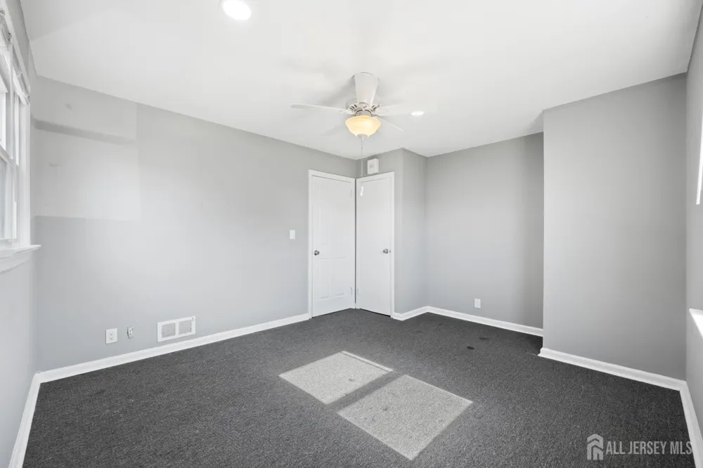 48 Buchanan Avenue Sayreville, NJ 08859