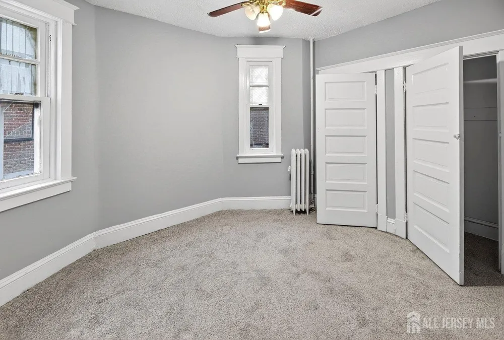 53 Sanhican Drive Trenton, NJ 08618