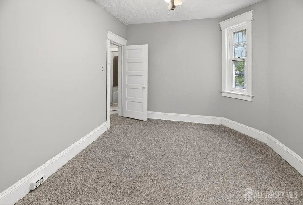 53 Sanhican Drive Trenton, NJ 08618