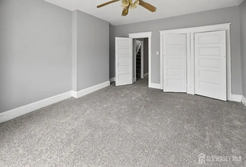 53 Sanhican Drive Trenton, NJ 08618