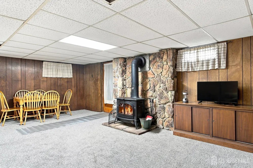 37 Lenox Avenue Old Bridge, NJ 08857