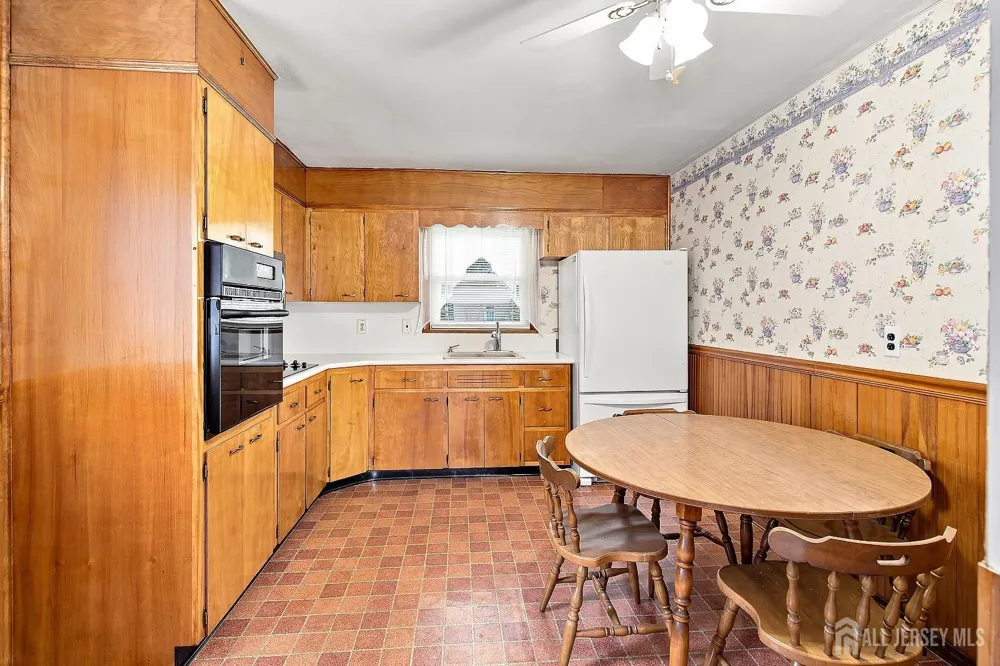 37 Lenox Avenue Old Bridge, NJ 08857