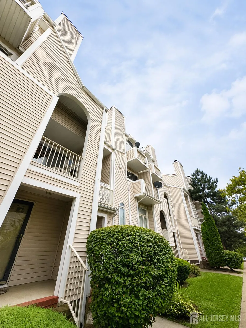 410 Johnstone Street Perth Amboy, NJ 08861