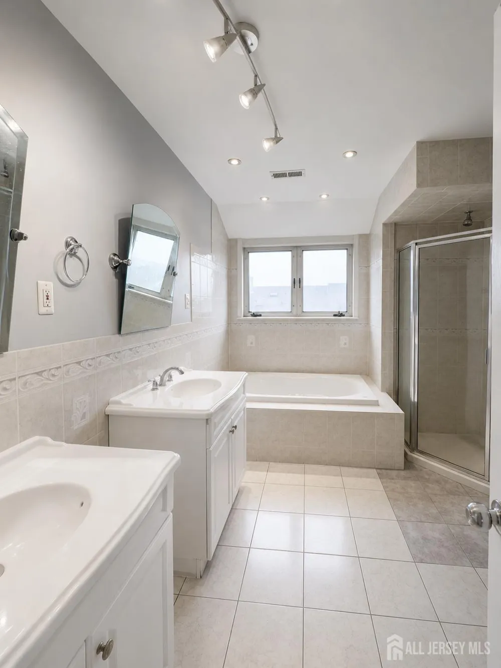410 Johnstone Street Perth Amboy, NJ 08861