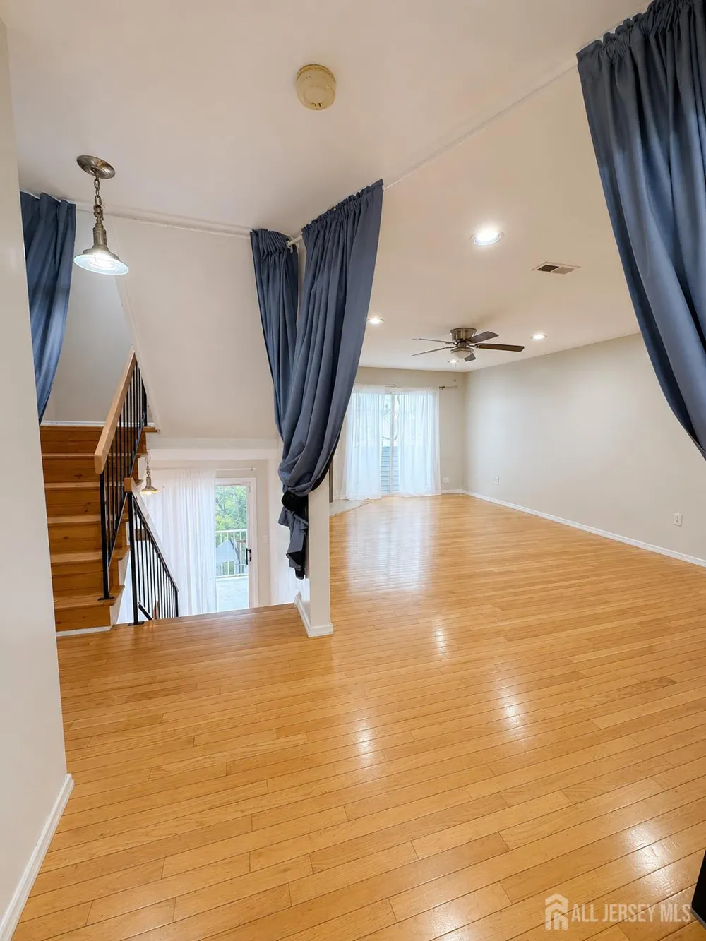 410 Johnstone Street Perth Amboy, NJ 08861