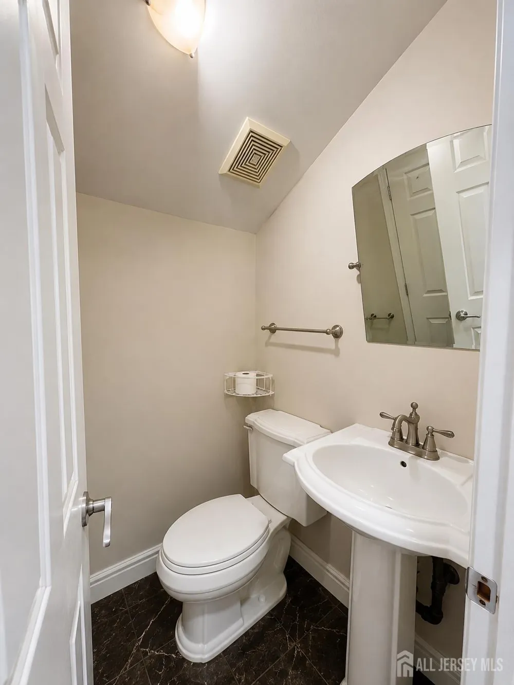 410 Johnstone Street Perth Amboy, NJ 08861