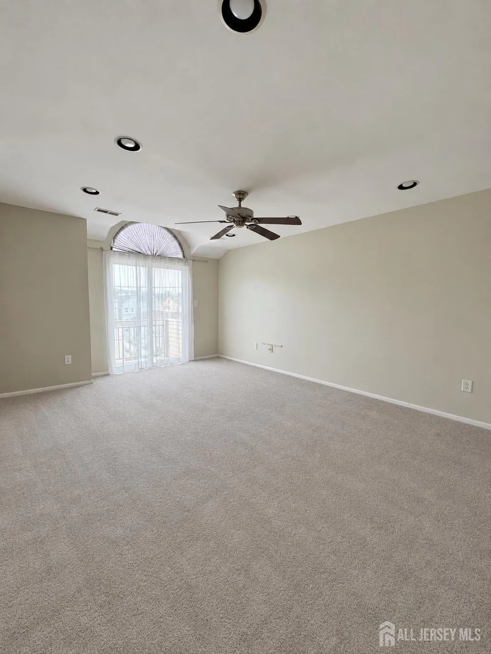 410 Johnstone Street Perth Amboy, NJ 08861