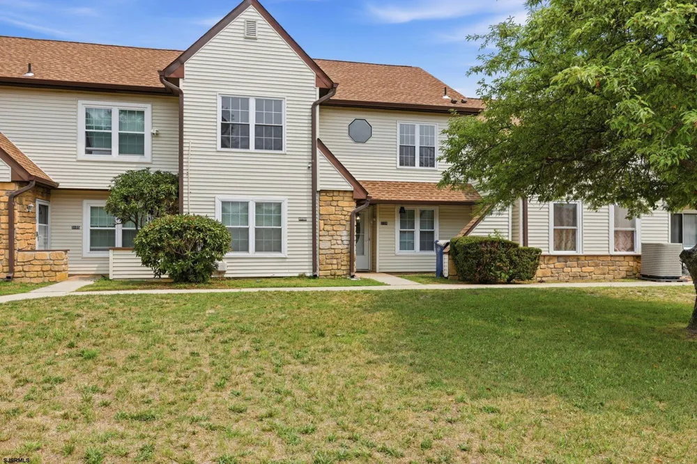 3103 Woodlands Dr Mays Landing, NJ 08330