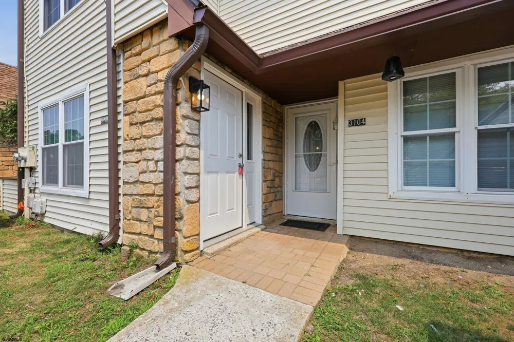 3103 Woodlands Dr Mays Landing, NJ 08330