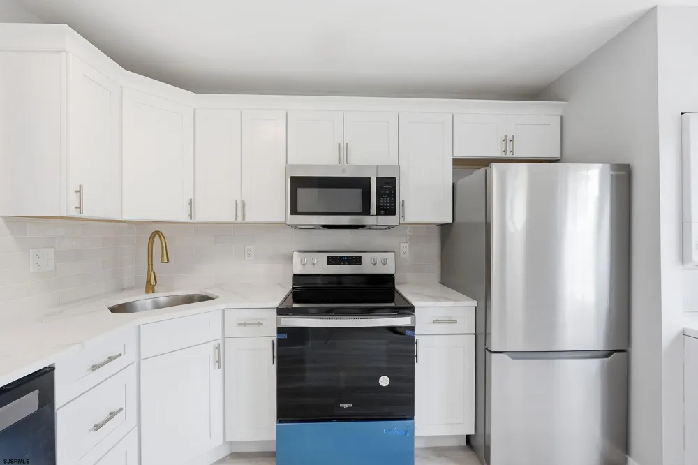 3103 Woodlands Dr Mays Landing, NJ 08330