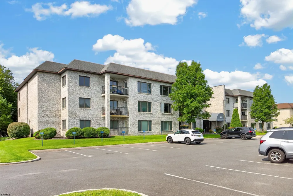 4301 Dolphin Ave Northfield, NJ 08225