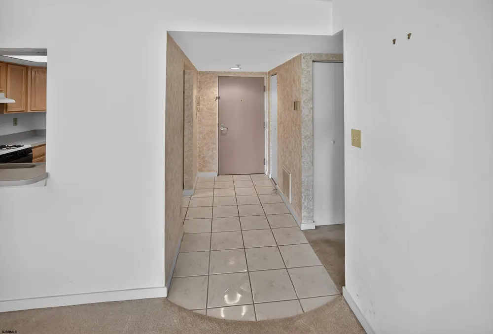 4301 Dolphin Ave Northfield, NJ 08225