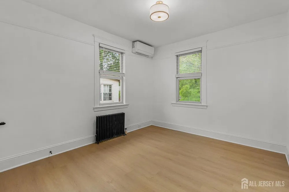 309 S 2nd Avenue S Highland Park, NJ 08904