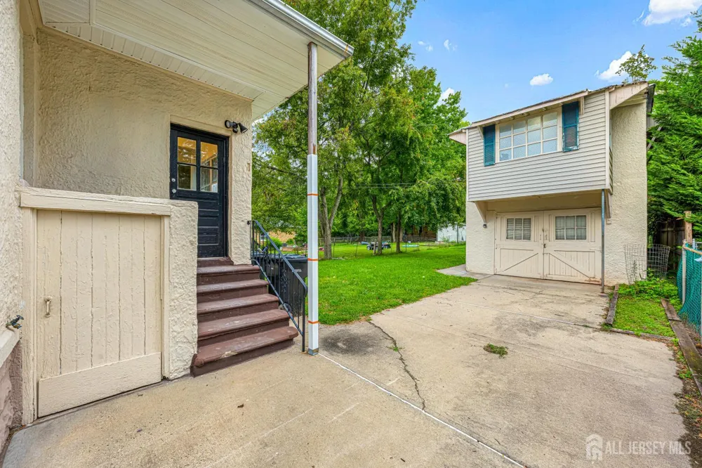 309 S 2nd Avenue S Highland Park, NJ 08904
