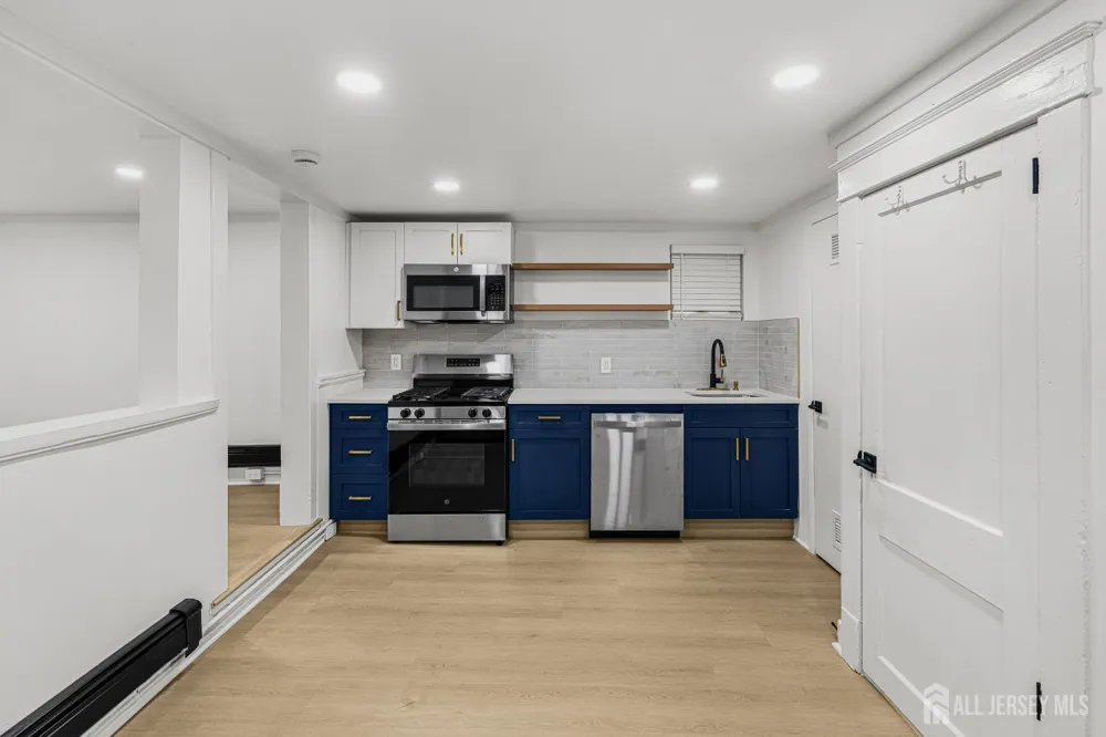 309 S 2nd Avenue S Highland Park, NJ 08904